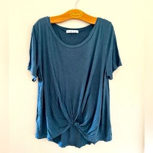 Twist front t-shirt